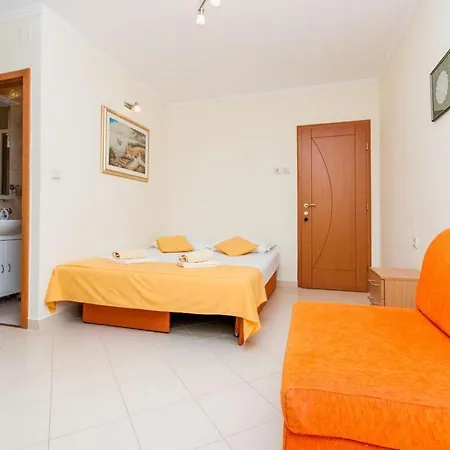 Apartment Ena